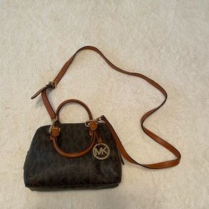 Brown & tan Michael kors crossbody